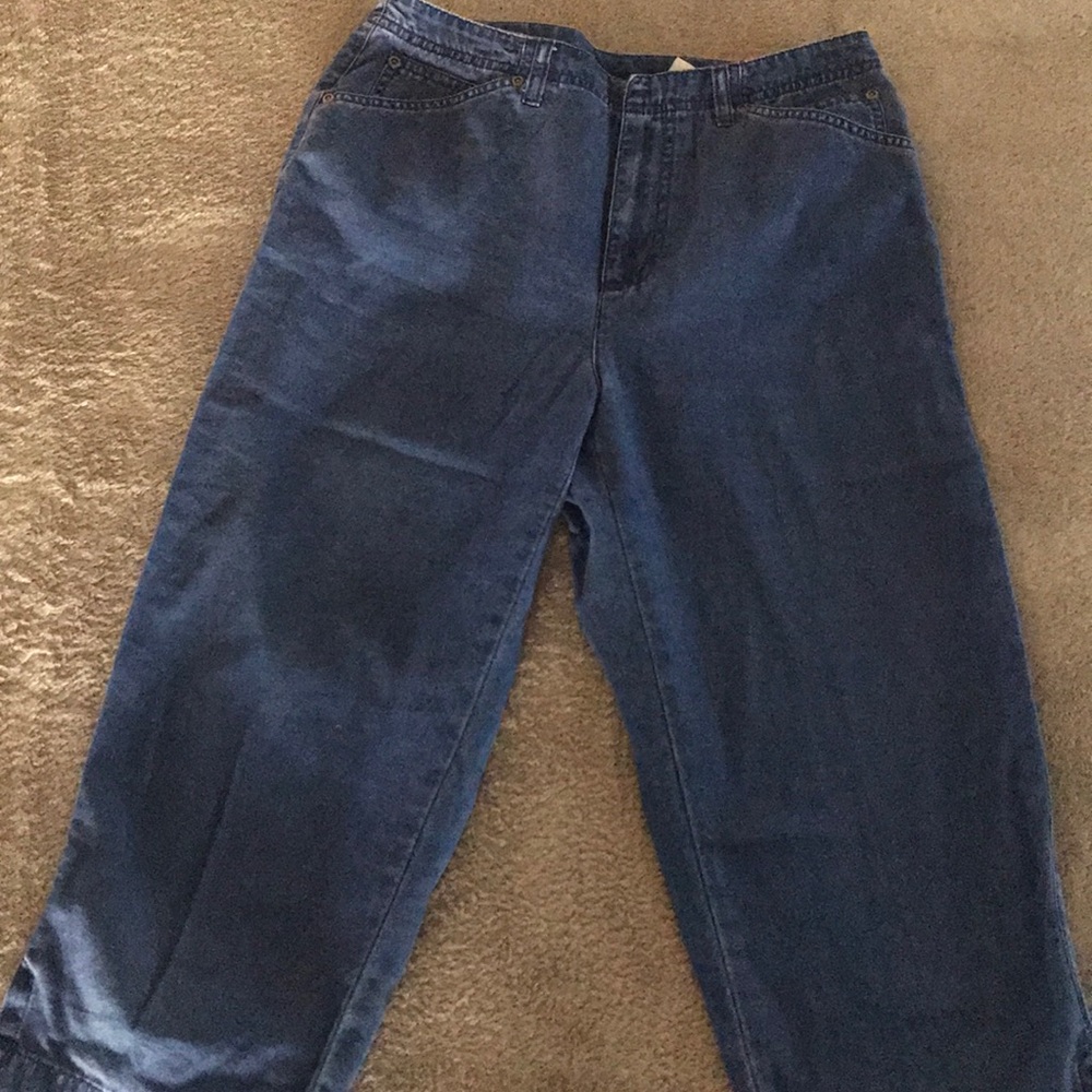 Liz Claiborne Denim capris 8 EUC